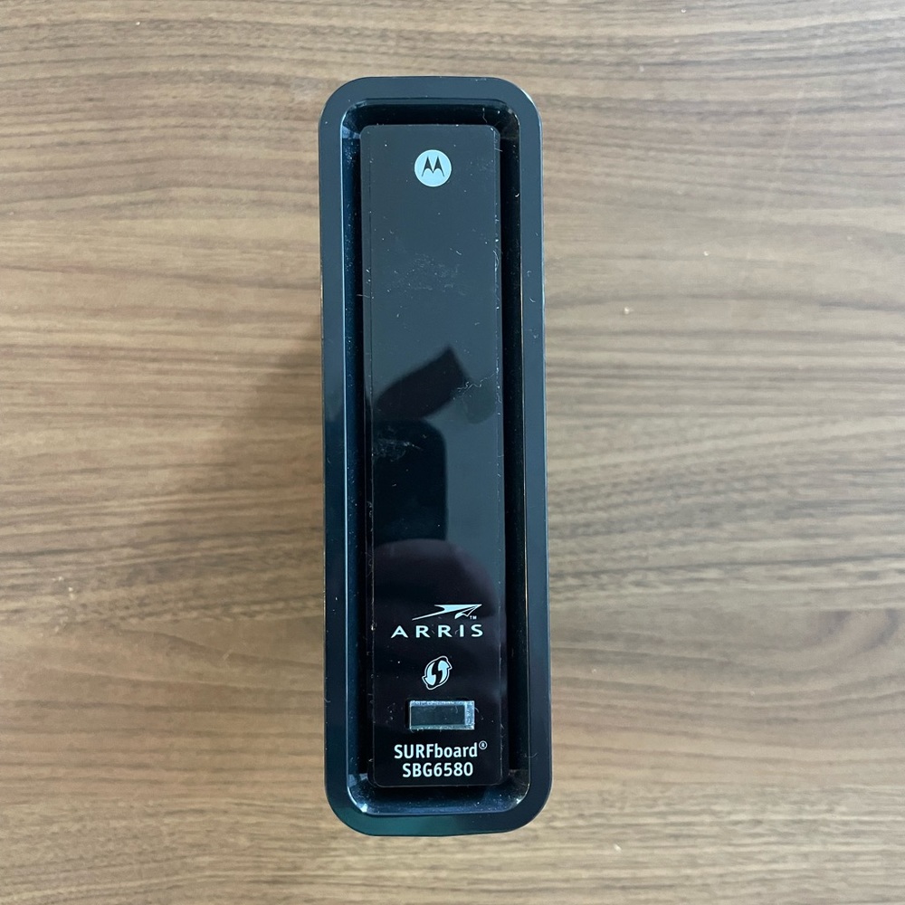 Arris SURFboard SBG6580 High Speed Cable Modem Wireless WIFI Router Internet ISP
